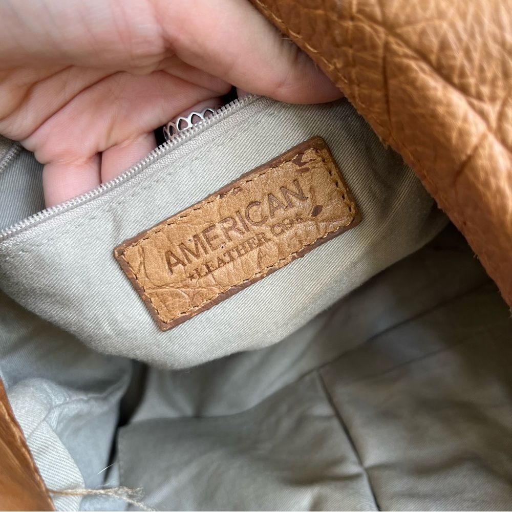 • AMERICAN LEATHER CO. Tan Embossed leather Hobo Shoulder Bag Lenox Hampton - Picture 8 of 11